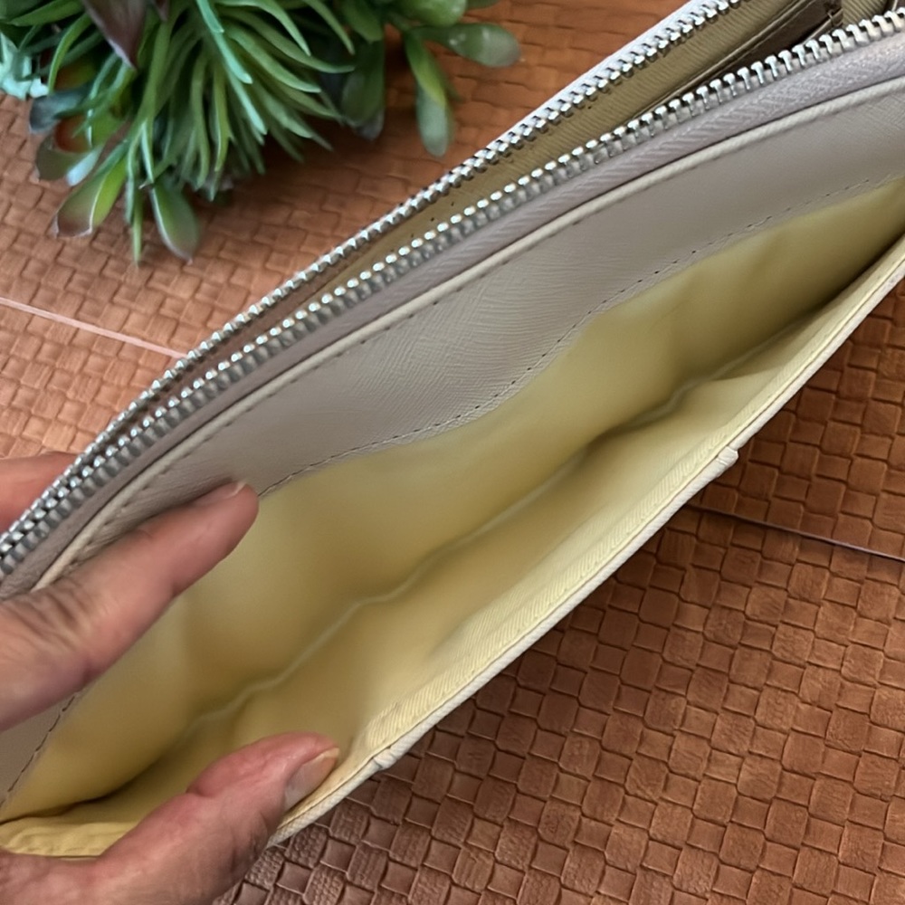 DANA BUCHMAN Long Wristlet Wallet - Picture 13 of 16